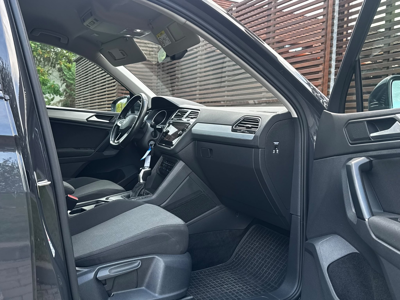 Volkswagen Tiguan poza 11